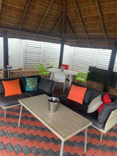 Hostal Botlhale Guesthouse, Events & Spa