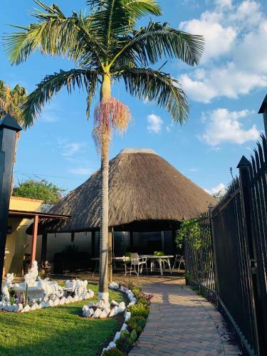 Hostal Botlhale Guesthouse, Events & Spa