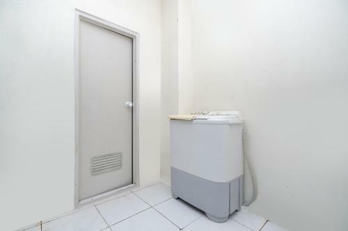 Hotel Oyo Life 2751 Deyo Kost