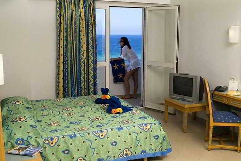Hotel Sahara Beach Aquapark Resort