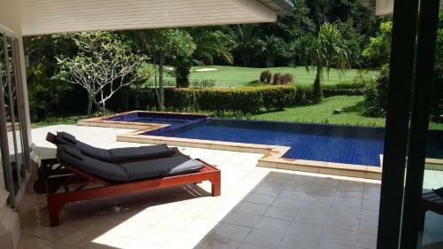 Private Pool Villa In Loch Palm Golf