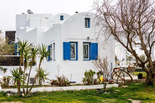 Arcana Santorini Villas, An Authentic Cycladic Experience