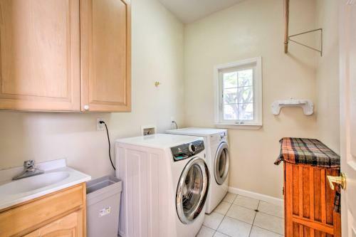 Bright San Jose House With Private Yard And Deck!