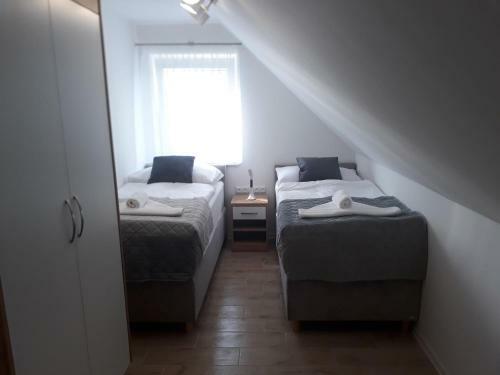 Apartm�nov� D?m Na Kolon�d?