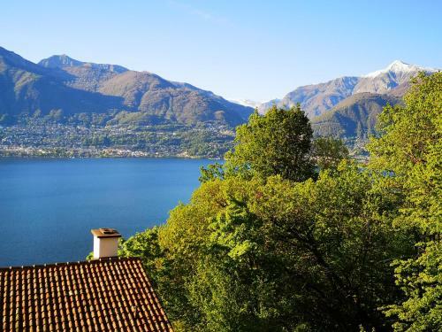 1 Zimmer Apartment Mit Seesicht Und Pool