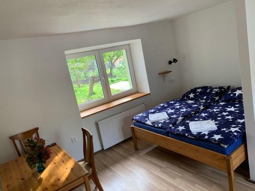 Apartm�ny Kosmonosy, Hradi?tsk� 193