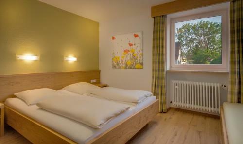 Hostal Hotel Gasthof Zur Post