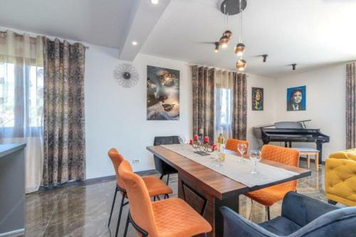 Istrian Villa Roc With Pool For 5 Guests
