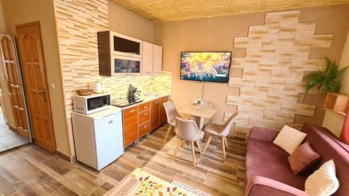 Liget Nyaral�h�z �s Apartman Liget