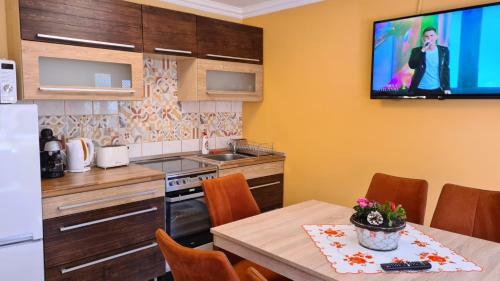 Liget Nyaral�h�z �s Apartman Liget