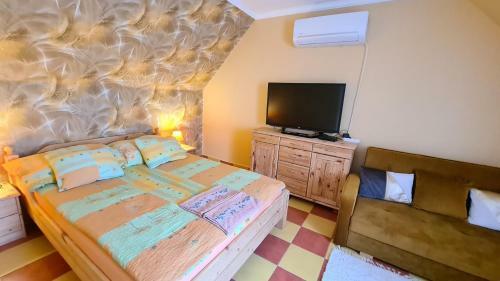 Liget Nyaral�h�z �s Apartman Liget