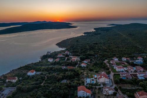 Beautiful Villa Golden Olive