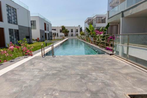 Modern Apartment Near Beach With Central Location In Bodrum