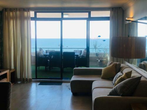Sands Umdloti Luxury Beach Front Apartment