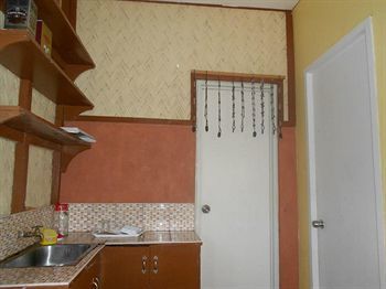 Hostal Tia Mers Guest House