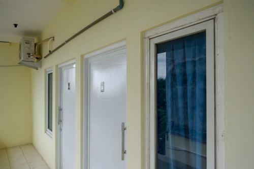 Hotel Tentrem Syariah Guesthouse Redpartner