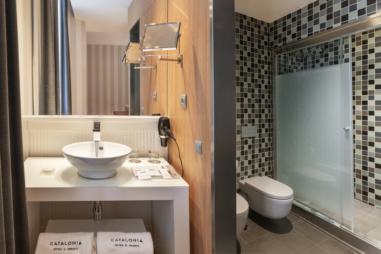 Hotel Catalonia Reina Victoria