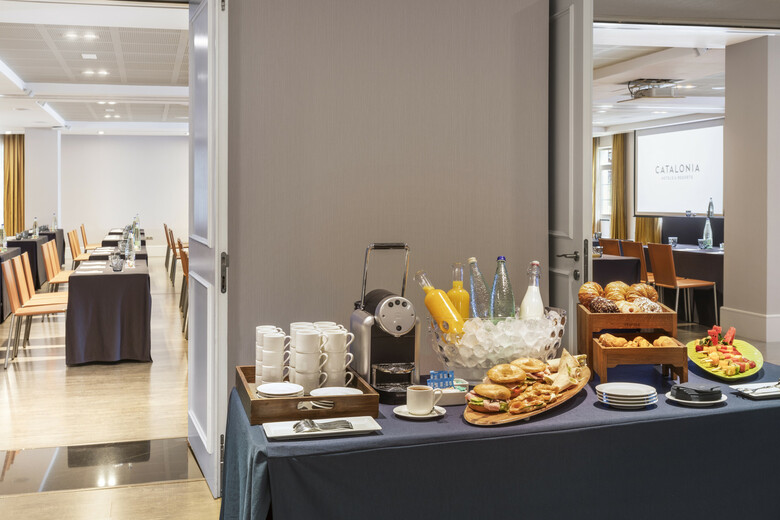 Hotel Catalonia Reina Victoria