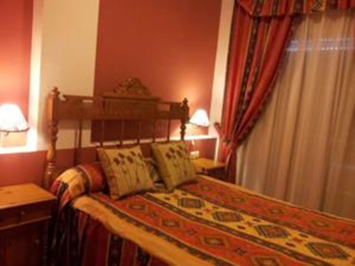 Apartamentos Toboso / Azahara