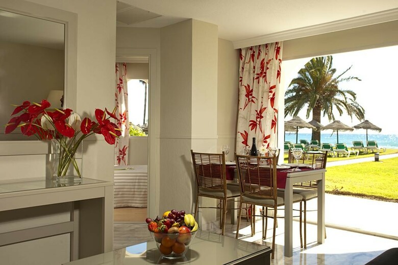 Aparthotel Ona Marinas De Nerja Spa Resort