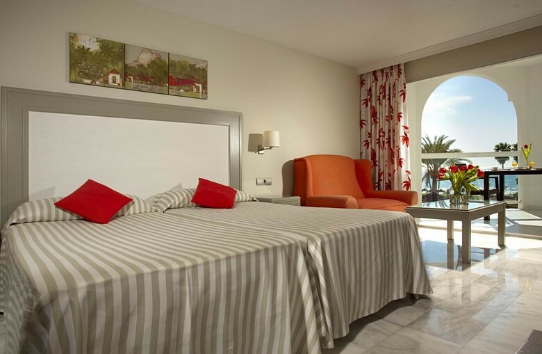 Aparthotel Ona Marinas De Nerja Spa Resort