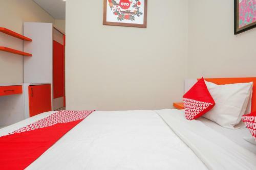 Hotel Oyo Flagship 748 Comfitel Tenggilis