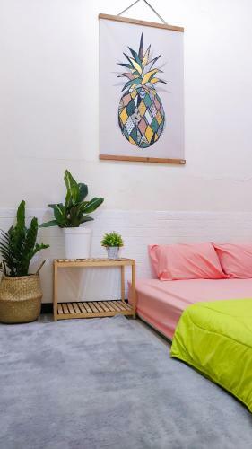 Bed & Breakfast Surabaya Homey Near Its