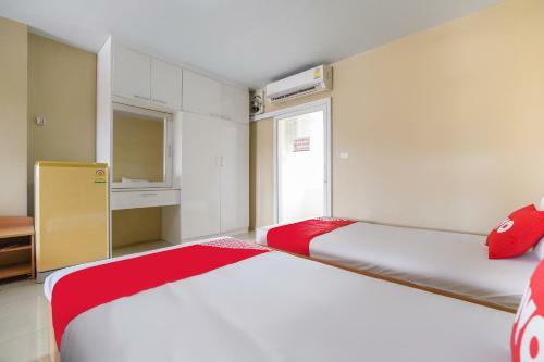 Hotel Oyo 762 Chompoo