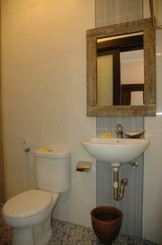 Legian 6 Bedroom Villa - Location Plus - Dewi