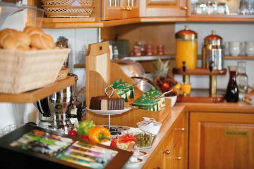 Hostal Hotel Garni Fr�hst�ckspension Neff