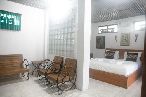 Lodge Pondok Legon House