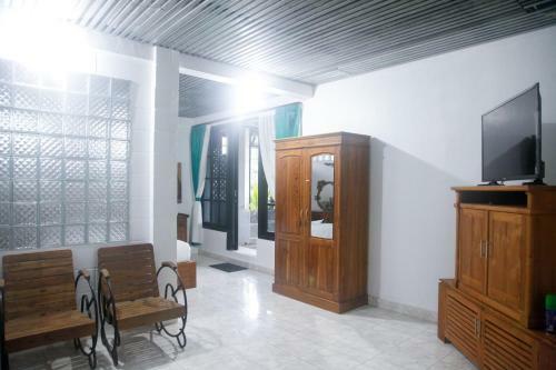 Lodge Pondok Legon House