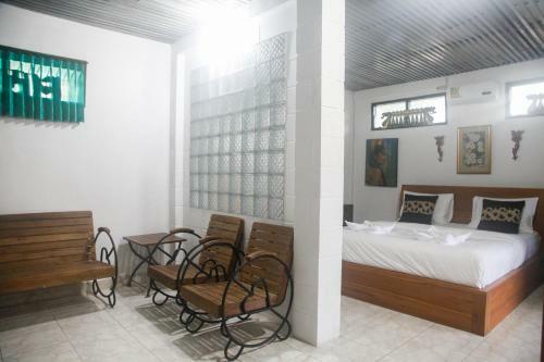 Lodge Pondok Legon House