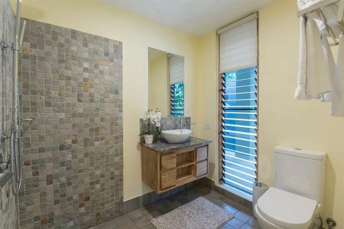 Beachside Villa With Private Lap Pool