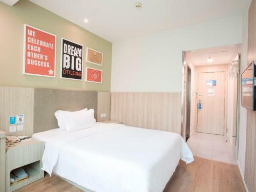 Orange Hotel Select (Qingdao Hai'er Road)