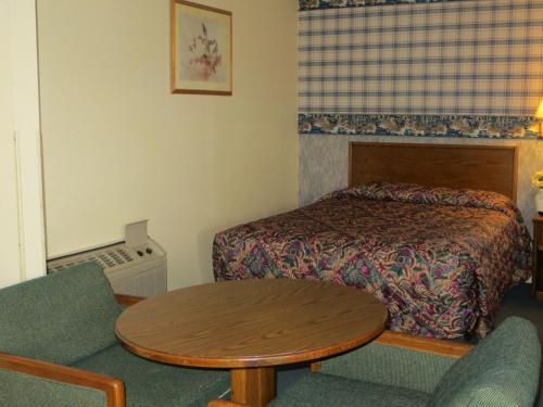 Holiday Motel