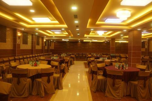 Hotel Raaj Bhaavan Clarks Inn Chennai