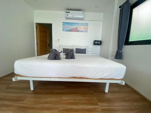 Patong Sunset Villa Phuket
