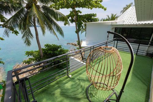 Patong Sunset Villa Phuket
