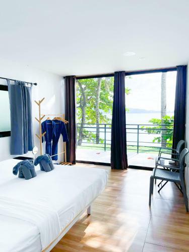 Patong Sunset Villa Phuket