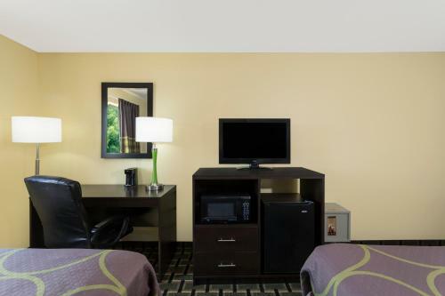 Motel Super 8 Marietta