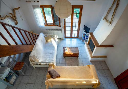 Casa Sofianna 2-bedroom Home Next To Sandy Beach
