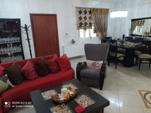 Villa With Wonderful Garden