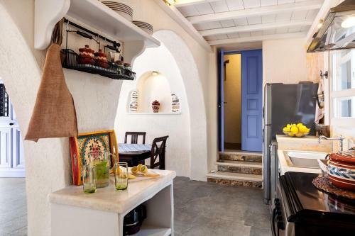 Villa Georgilas Cave House