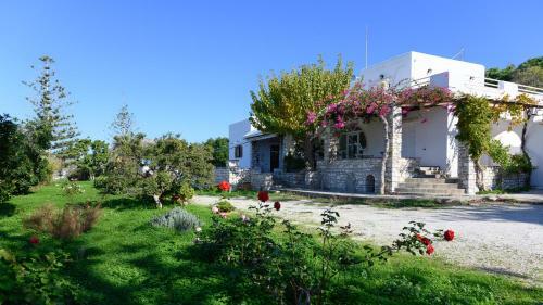Seaview Maisonette With 3 Bedrooms In Paros