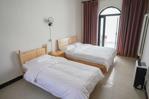 Tiezhu Party Holiday House