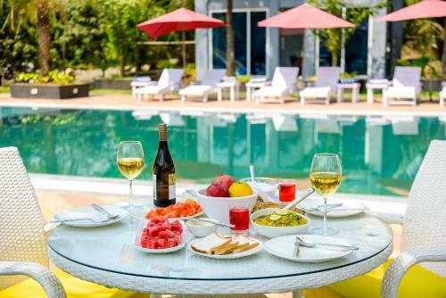 Villa Saffronstays Palm Paradise