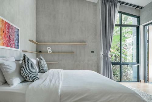 Woodpecker Villa - Kamala Beach