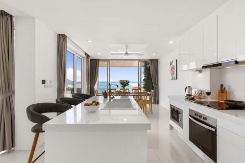Emerald Villa 3 Br Sea Views