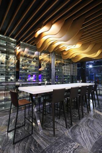 Hotel The Sanctuary Phratamnak Pattaya